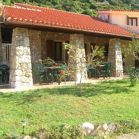 Punto Di Ristoro Uttolo Bed & Breakfast Baunei Exterior photo