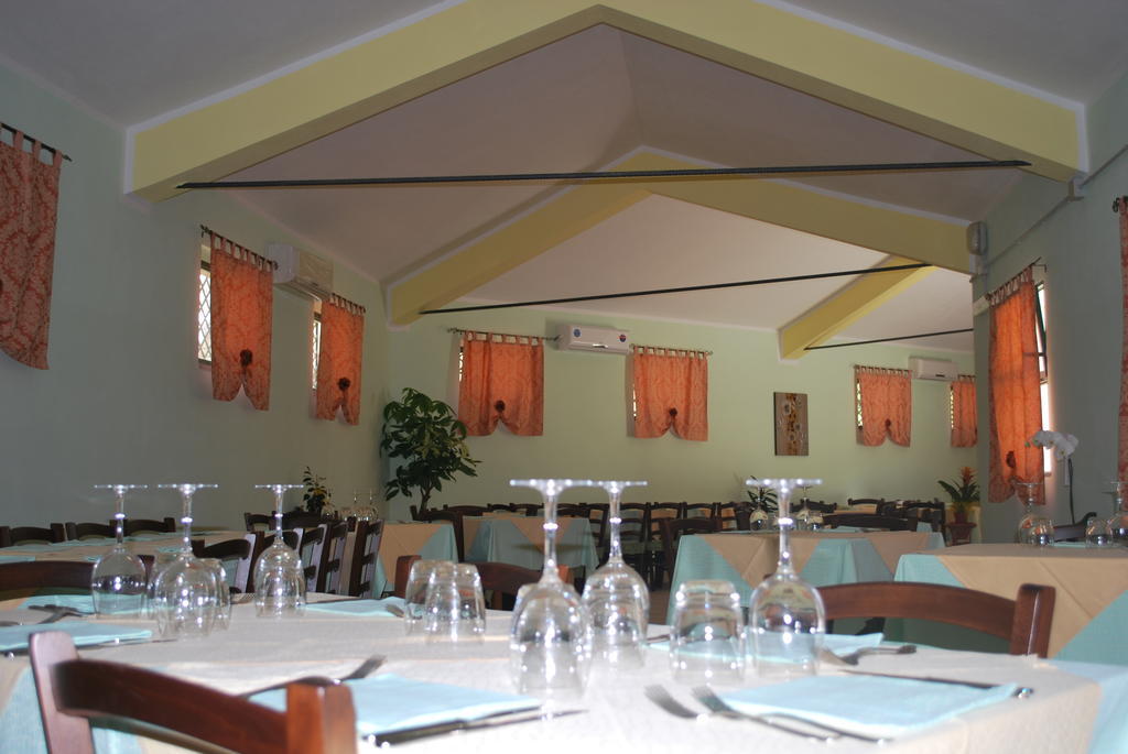 Punto Di Ristoro Uttolo Bed & Breakfast Baunei Exterior photo